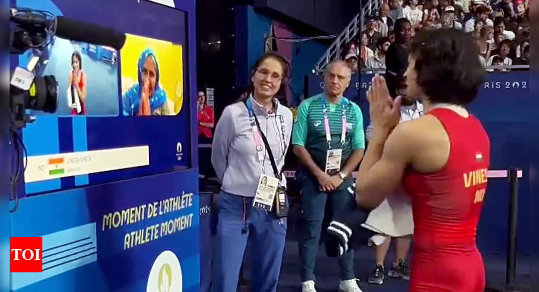 ‘Gold lana hai! Gold’: Vinesh Phogat’s promise to her mother after reaching Paris Olympics wrestling final – WATCH | Paris Olympics 2024 News