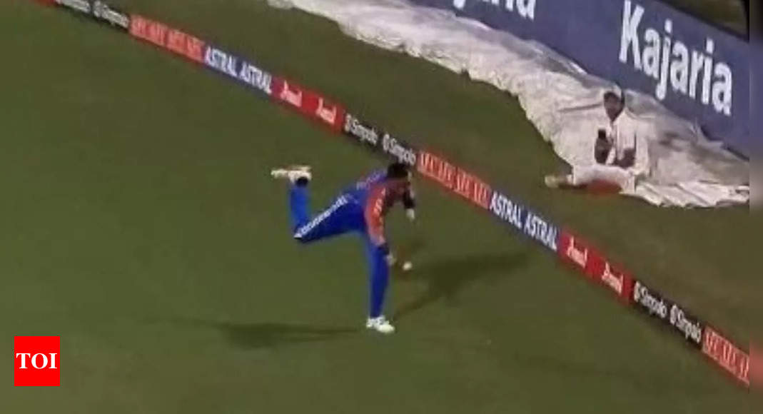 Watch: Hardik Pandya pulls off a stunning running catch | Cricket News